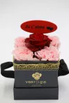 Bijou Floral – Rose & Œillets dans Écrin Noir | Verttige