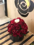 Amour Éternel – Sphère de 40 Roses | Verttige