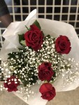 Bouquet de 7 Roses et Gypsophiles | Verttige