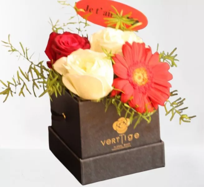 La Boîte à Passion – Fleurs Rouges & Blanches | Verttige