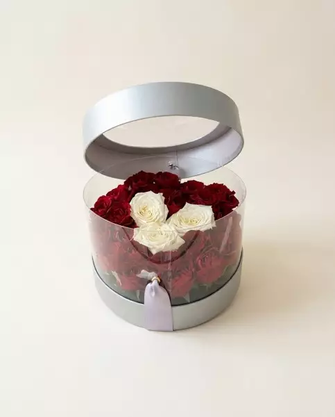 Amour Secret – Roses dans Coffret Transparent | Verttige